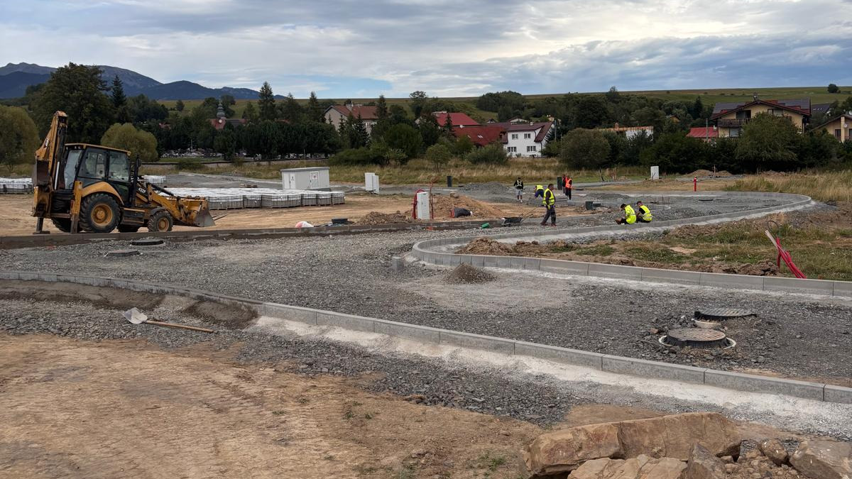 Topphem - výstavba, přípravné práce na pozemku